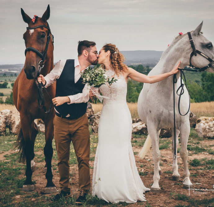 Thornbury and Collingwood Wedding Photography with Horses
