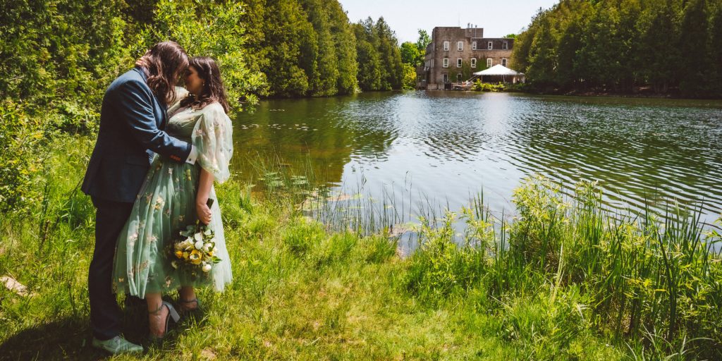 boho bride portrait at back of lake millcroft inn