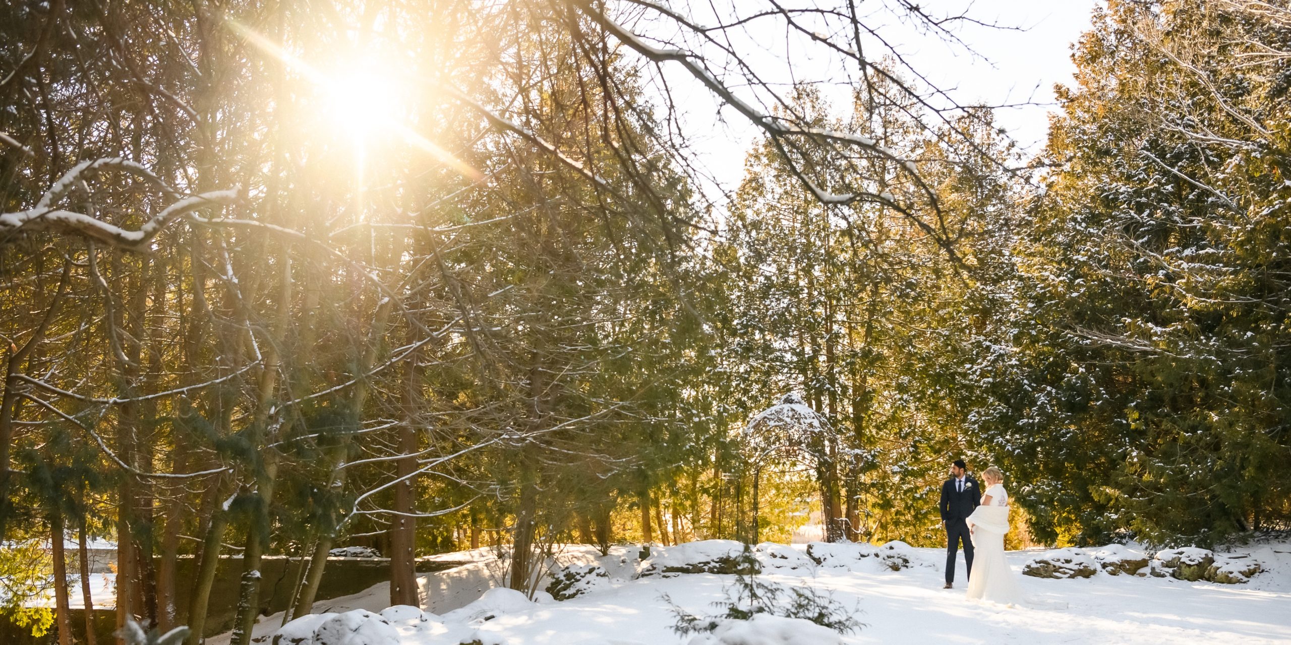 winter wedding photos at the millcroft inn